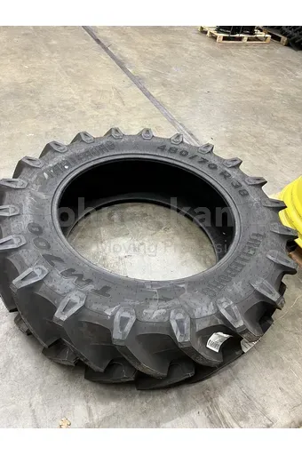 REIFEN 480 / 70 R 38