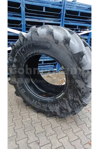 REIFEN 600 / 70 R 30