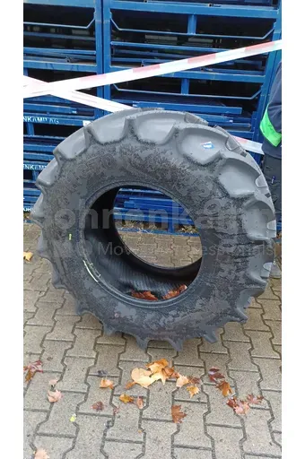REIFEN 420 / 70 R 24