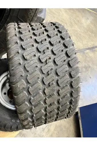 REIFEN 31 X 13.50 - 15