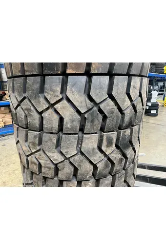 REIFEN 12.00 R 20