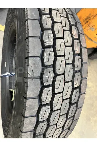 REIFEN 275 / 80 R 22.5