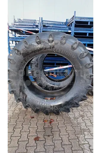 REIFEN 650 / 65 R 42