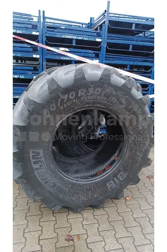 REIFEN 600 / 70 R 30