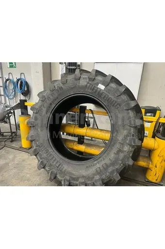 REIFEN  580 / 70 R 38