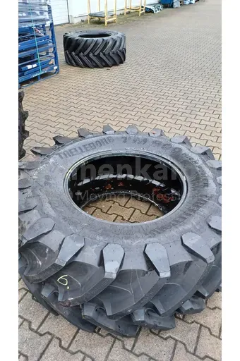 REIFEN 600 / 70 R 30