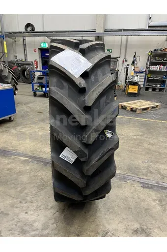 REIFEN 460 / 85 R 34