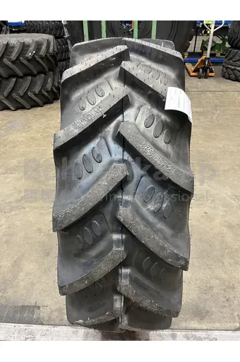 REIFEN 380 / 85 R 24